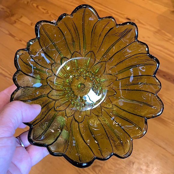 VTG Indiana Glass green sunflower Lily Pons bowl - Picture 2 of 11